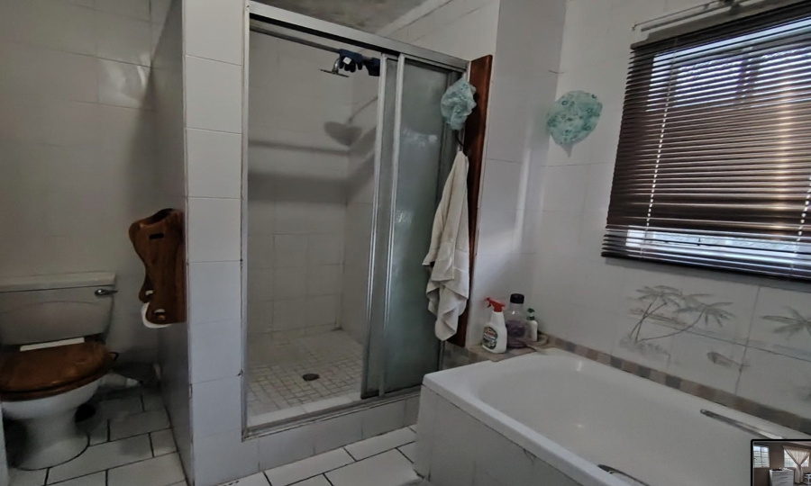 3 Bedroom Property for Sale in Kiepersol Free State